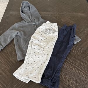 Burts Bees Baby, Star Wars and Cat and Jack, size 2t, sweatshirt, sweatpants
